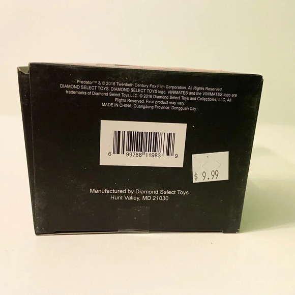 2016 Masked Predator  Vinyl Figure Vinimates Diamond Select Toys - Picture 3 of 12